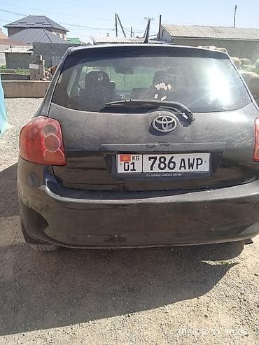 mini cuper: Toyota : 2008 г., Седан — 2