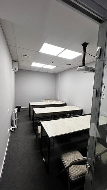 Коммерциялык мүлк: Кеңселерди ижаралоо, 105 м², Бизнес борборунда, Жабдуулары менен, Өзүнчө ашканасы менен, Өзүнчө кире бериши менен — 6