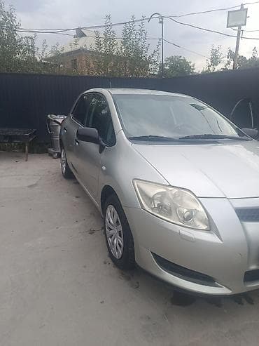 витц бампер: Toyota Auris: 2008 г., 1.6 л, Механика, Бензин, Хэтчбэк — 8