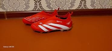 Бутсы (Adidas predator) без шнурков красные 37 размера новые очень