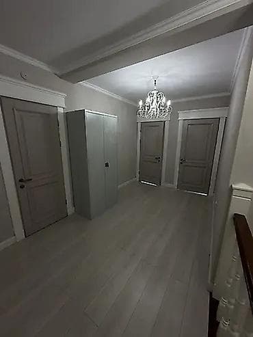 киргизия 1 дома: 200 м², 4 комнаты — 3