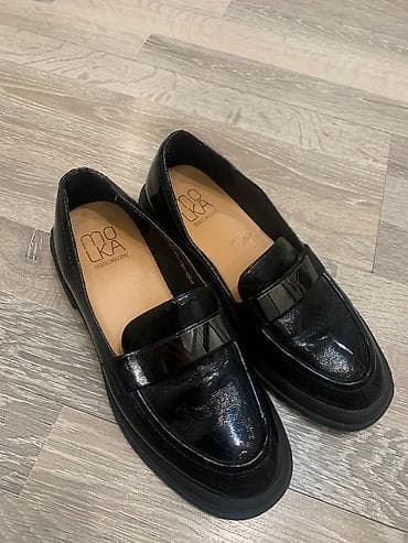 один раз: Кожаные лоферы 37 размер. Одевались один раз. Цена 2500с — 3