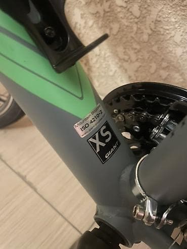 Велосипеды: Горный велосипед, Giant, Рама XS (130 -155 см), Алюминий, Б/у — 4
