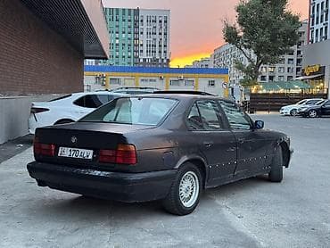 авто мотор: BMW 5 series: 1994 г., 1.8 л, Механика, Бензин, Седан — 4