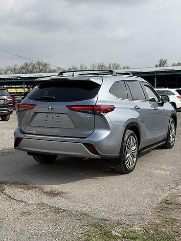 скутер вод: Toyota Highlander: 2021 г., 2.5 л, Автомат, Гибрид, Кроссовер — 3