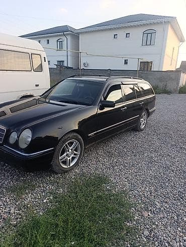 Mercedes-Benz E-Class: 1997 г., 2.3 л, Механика, Бензин, Универсал — 2
