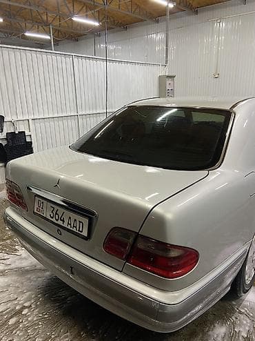 электромобиль weltmeister w6: Mercedes-Benz E-Class: 2000 г., 2 л, Механика, Бензин, Седан — 3