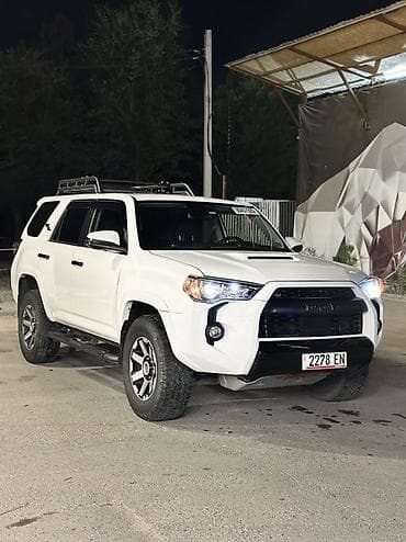 Toyota 4Runner: 2020 г., 4 л, Автомат, Бензин, Внедорожник