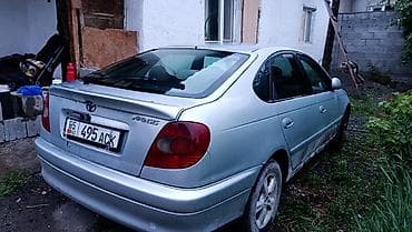 полики на раф 4: Toyota Avensis: 1998 г., 2 л, Механика, Дизель, Хэтчбэк — 3
