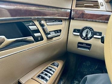 ксеноновые: Mercedes-Benz S-Class: 2007 г., 4.7 л, Автомат, Бензин, Седан — 6