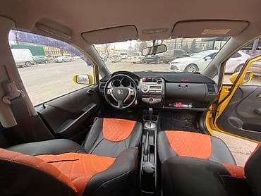 step: Honda : 2008 г., 1.3 л, Автомат, Бензин, Седан — 7