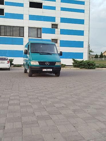 spirinter: Легкий грузовик, Mercedes-Benz, Стандарт, 1,5 т, Б/у — 3