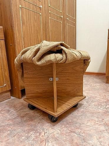 Спальные гарнитуры: Спальный гарнитур, Б/у, Двуспальная кровать, Шкаф, Комод, Самовывоз, цвет - Коричневый — 10