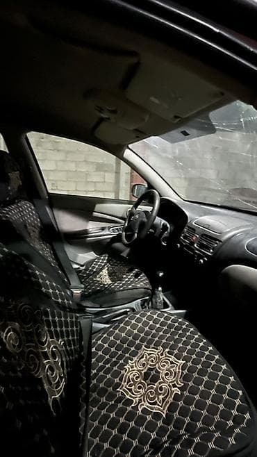 ниссан урван: Nissan Almera: 2001 г., 1.6 л, Бензин, Хэтчбэк — 5