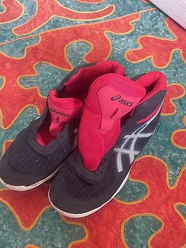 Мужские кроссовки, 42, Asics, Новый, цвет - Красный, Самовывоз