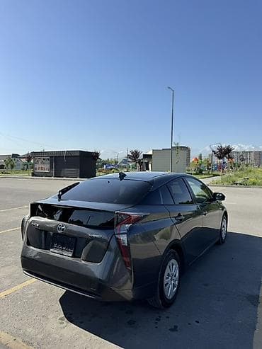 prius v: Toyota Prius: 2018 г., 1.8 л, Вариатор, Гибрид, Хэтчбэк — 4