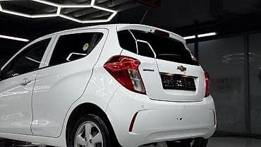 byd e7: Chevrolet Spark: 2020 г., 1 л, Автомат, Бензин, Хэтчбэк — 10