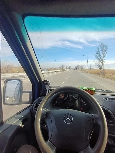 s 20 самсунг: Грузовой фургон Mercedes-Benz Sprinter (средний база, средний кузов) — 5