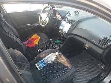 hyundai solaris машина: Hyundai Solaris: 2015 г., 1.4 л, Механика, Бензин, Седан — 5