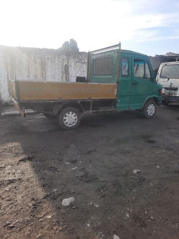срочно продаю в связи с переездом: Легкий грузовик, Mercedes-Benz, Дубль, 3 т, Б/у — 5