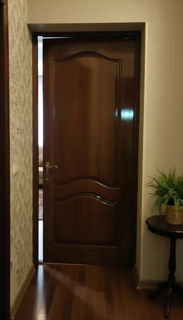 жугору сатып алам: Куплю б/у окна, двери пластиковые, бронированные,деревянные,самовывоз — 1