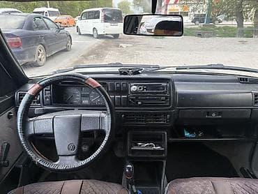 решетка g30: Volkswagen Jetta: 1992 г., 1.8 л, Ручные, Бензин, Седан — 7