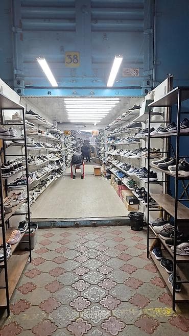 Продаю контейнер Рынок дордой мир обуви 6 проход 38 контейнер цена