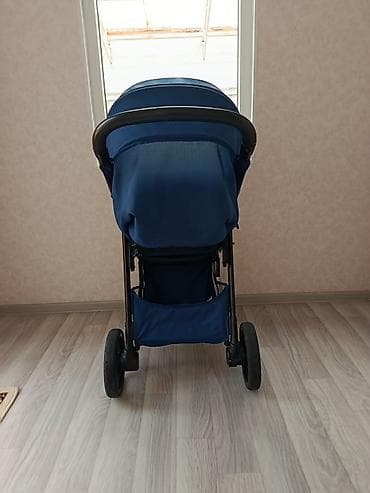 огненный шар: Прогулочная коляска Chicco, синий цвет. Итальянский бренд Основные — 7