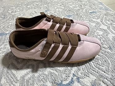 кросовки изики: Кроссовки, 40, Adidas, Новый, цвет - Розовый — 1