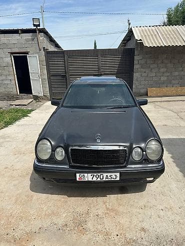 Mercedes-Benz E-Class: 1996 г., 2.2 л, Механика, Бензин, Седан — 2