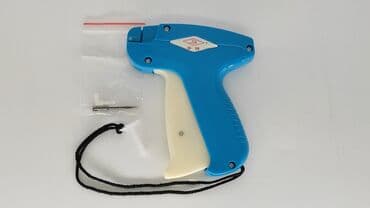 на железных номерах: Пистолет для этикеток. Всегда в наличии по адресу Махатма Ганди 169 — 1