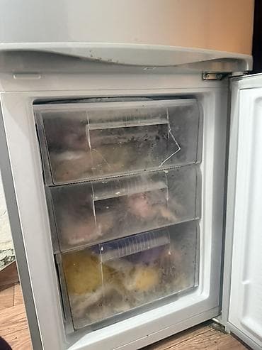 a 70: Холодильник Avest, Б/у, Двухкамерный, 153 * 173 * — 2