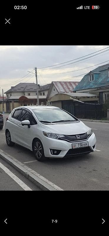 step wgn: Honda Fit: 2015 г., 1.5 л, Вариатор, Бензин, Хэтчбэк — 9