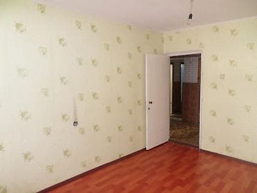 кварт: 3 комнаты, 80 м², 106 серия, 1 этаж, Косметический ремонт — 7