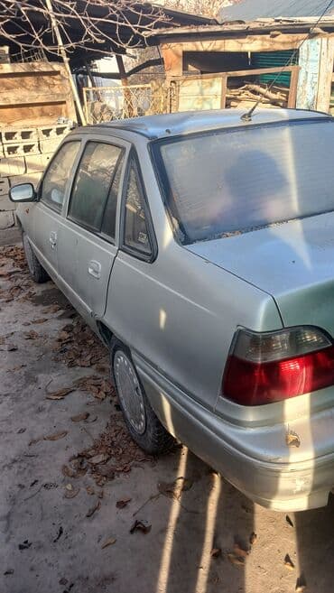 набор ключей для автомобиля цена: Daewoo Nexia: 2000 г., Механика, Седан — 3