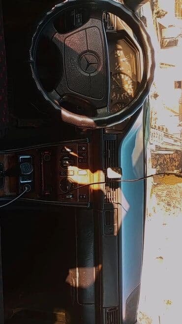 мерсадес: Mercedes-Benz W124: 1991 г., 2.9 л, Механика, Дизель, Универсал — 1