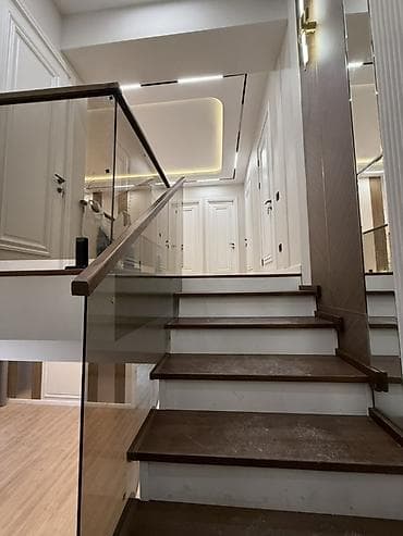 Үйлөр: 🏡ПРОДАЕТСЯ ОСОБНЯК 📍Арча-Бешик 🏠Площадь:200м² 🌿Участок:3сотки — 10