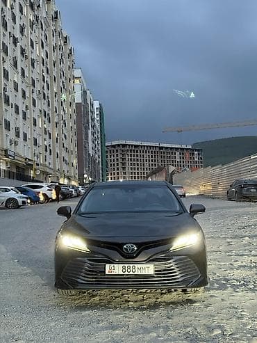 windom 2001: Toyota Camry: 2018 г., 2.5 л, Вариатор, Гибрид, Седан — 1