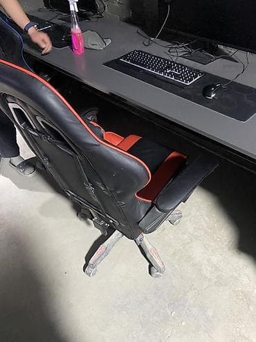 стулья для офиса: Игровое кресло, С колесиками, Экокожа — 3