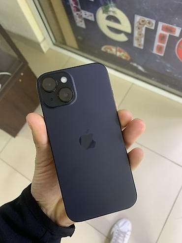 IPhone 15, Midnight
