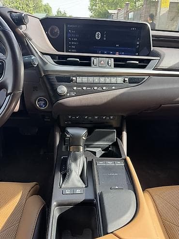 echo platz: Lexus ES: 2021 г., 2.5 л, Автомат, Гибрид, Седан — 7