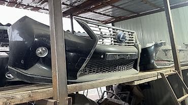 sprinter rex: Бампер Lexus, Б/у, Оригинал — 2