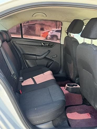 su 7: Skoda Rapid: 2018 г., 1.6 л, Ручные, Бензин, Седан — 7