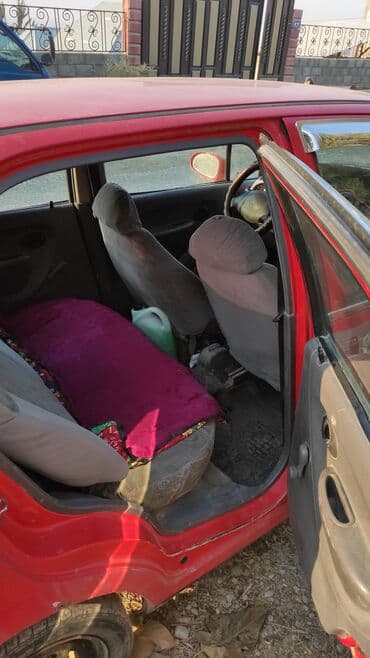 обмен с доплатой: Daewoo Matiz: 1998 г., 0.8 л, Механика, Бензиновая, Хэтчбэк — 4