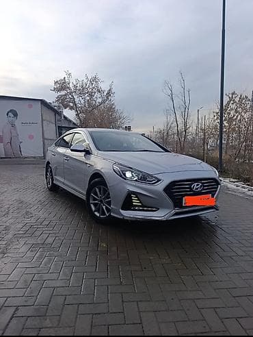Hyundai Sonata: 2018 г., 2 л, Автомат, Газ, Седан — 2