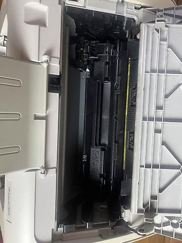Продаю принтер от HP Модель hp 1005 Отлично работает Печатает чисто и — 4