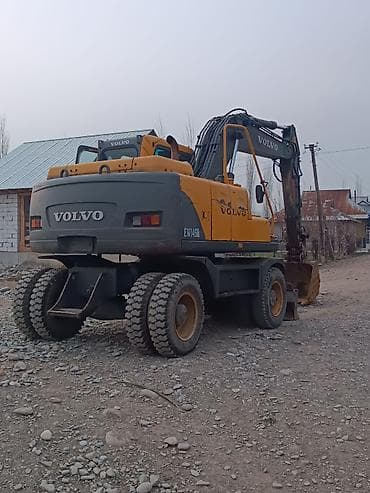 тягач вольво: Экскаватор, Volvo, 2005 г., Колесный — 9