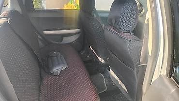 Toyota Ist: 2003 г., 1.3 л, Автомат, Бензин, Хэтчбэк — 7