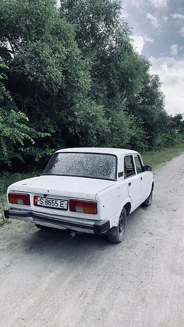 2 8: ВАЗ (ЛАДА) 2107: 1993 г., 1.6 л, Механика, Бензин, Седан — 6
