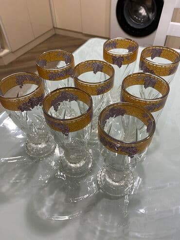 Продаю стаканы. 8 штук
